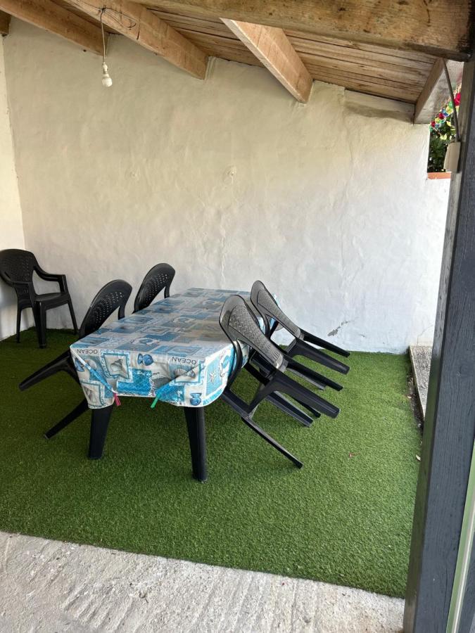 Petite Maison Au Calme, Dans Une Impasse L'Epine  Exteriér fotografie