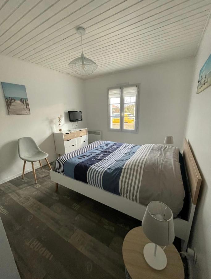 Petite Maison Au Calme, Dans Une Impasse L'Epine  Exteriér fotografie